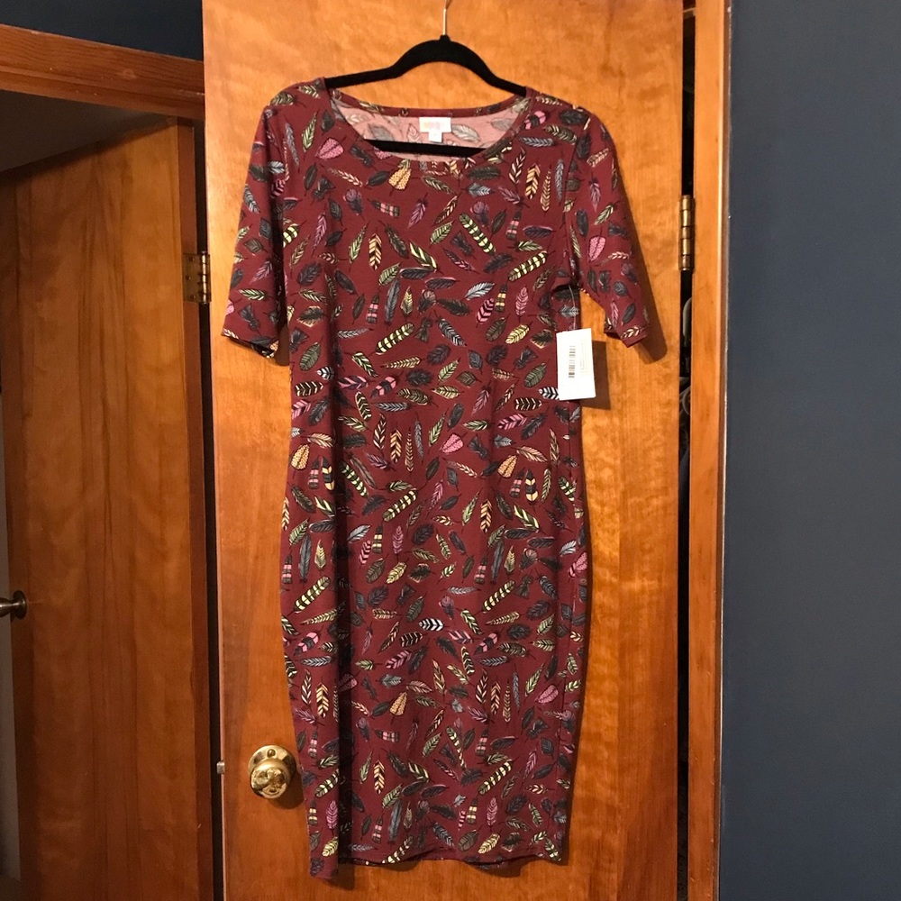 Medium Feather LuLaRoe Julia Sheath Dress NWT